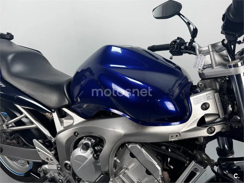 Yamaha FZ6 – Vista 3