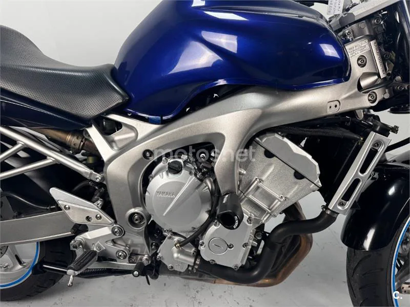 Yamaha FZ6 – Vista 4