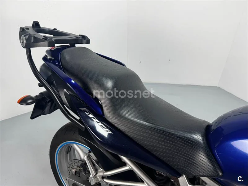 Yamaha FZ6 – Vista 6