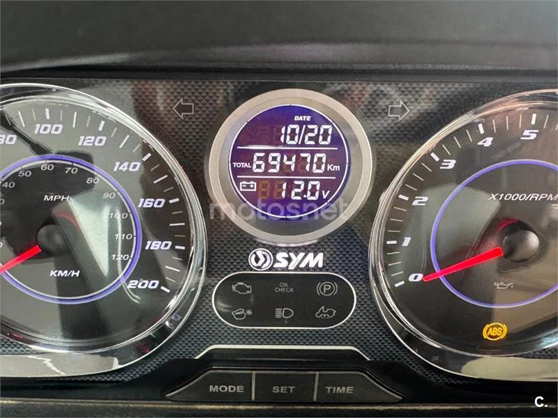 SYM Maxsym 600 – Vista 14