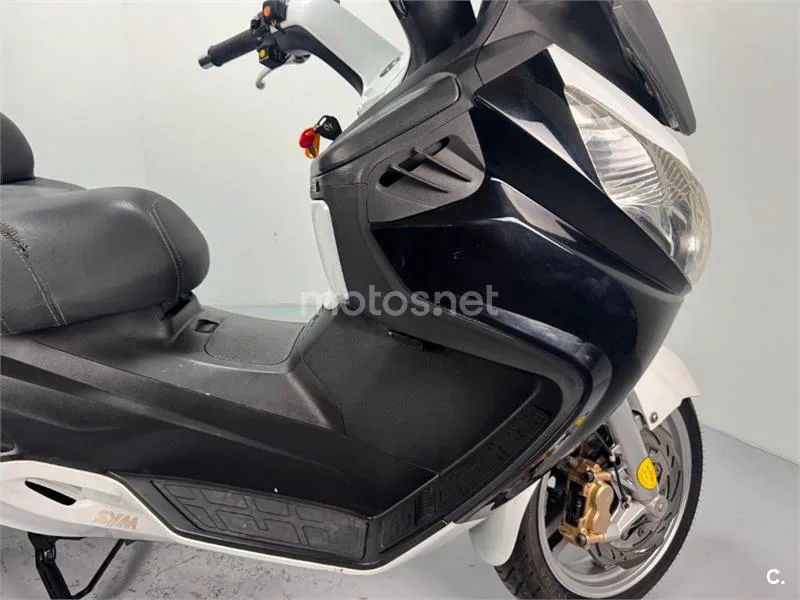 SYM Maxsym 600 – Vista 5