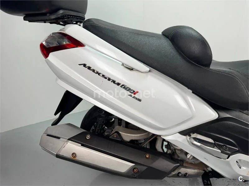 SYM Maxsym 600 – Vista 8