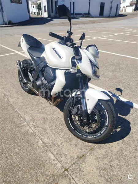 Kawasaki Z 750 – Vista 6