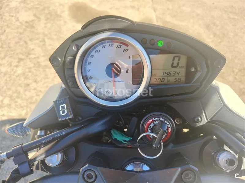 Kawasaki Z 750 – Vista 8