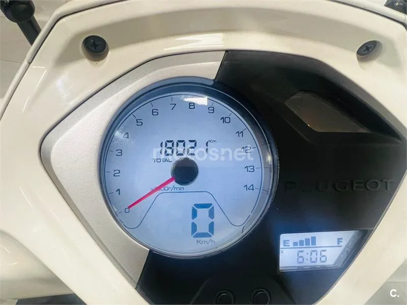 Peugeot Belville 125 – Vista 9