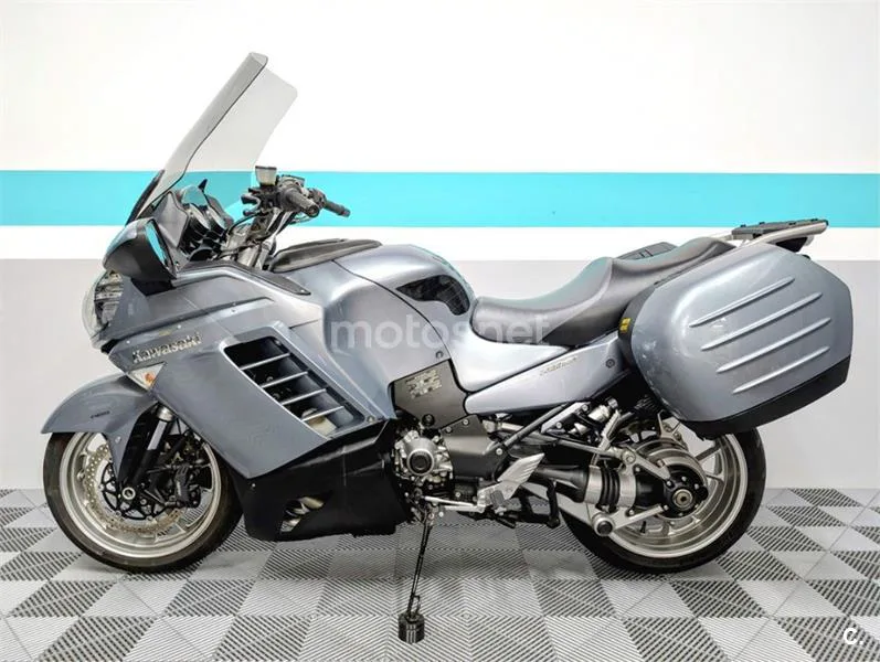 Kawasaki 1400GTR – Vista 5