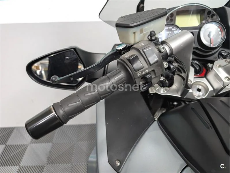 Kawasaki 1400GTR – Vista 10