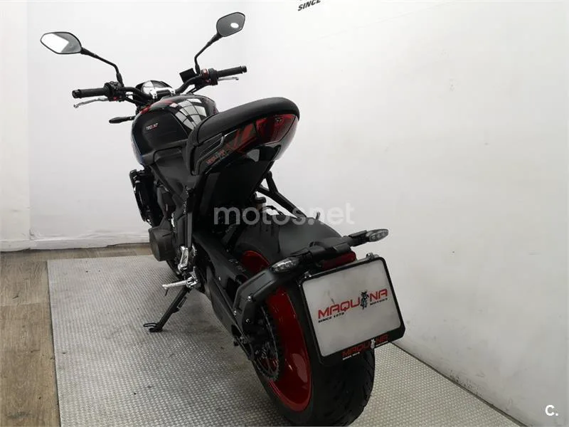 Triumph Trident 660 – Vista 16