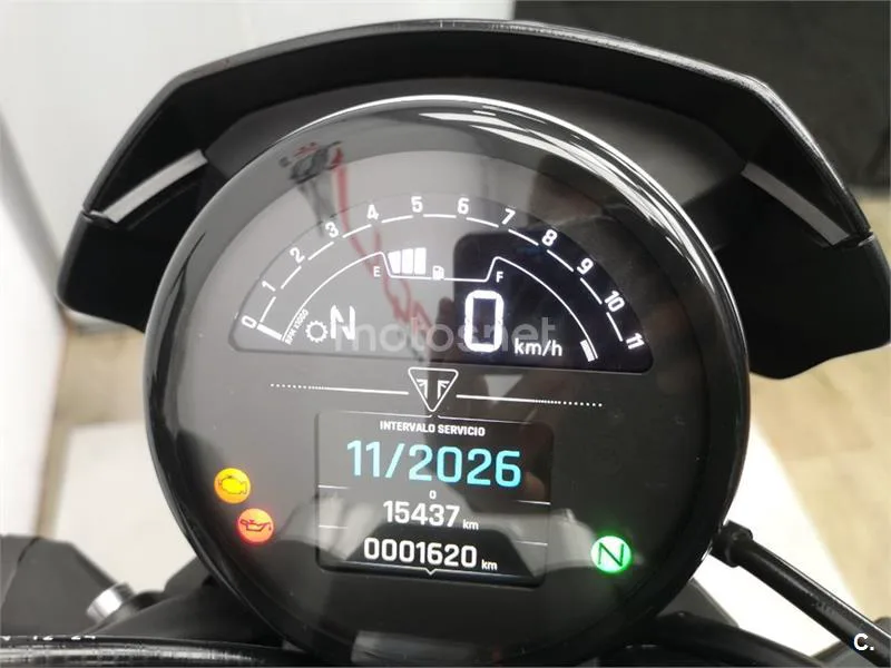 Triumph Trident 660 – Vista 10