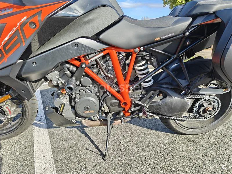 KTM 1290 Super Duke GT – Vista 7