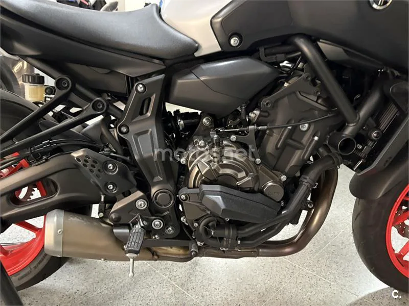 Yamaha MT-07 – Vista 4