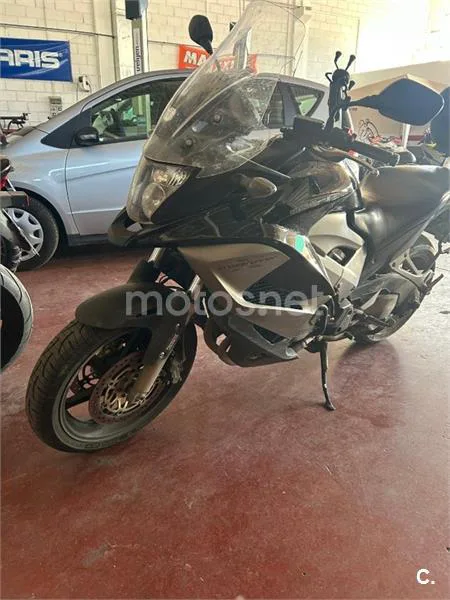 Honda VFR 800 X Crossrunner – Vista 7