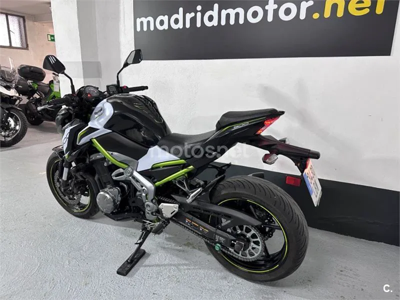 Kawasaki Z900 – Vista 6