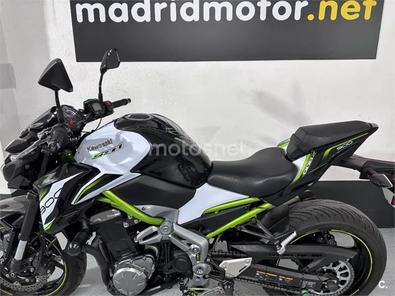 Kawasaki Z900 – Vista 8