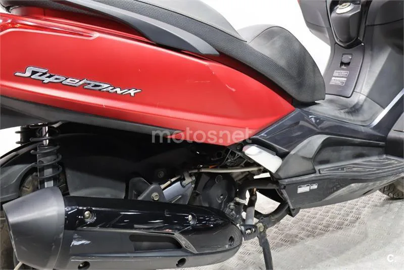 Kymco Super Dink 125 – Vista 15