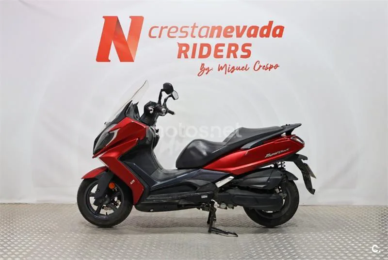 Kymco Super Dink 125 – Vista 3