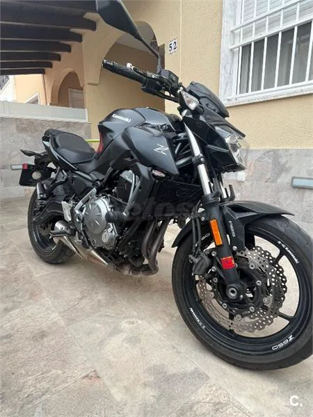 Kawasaki Z 650 – Vista 3