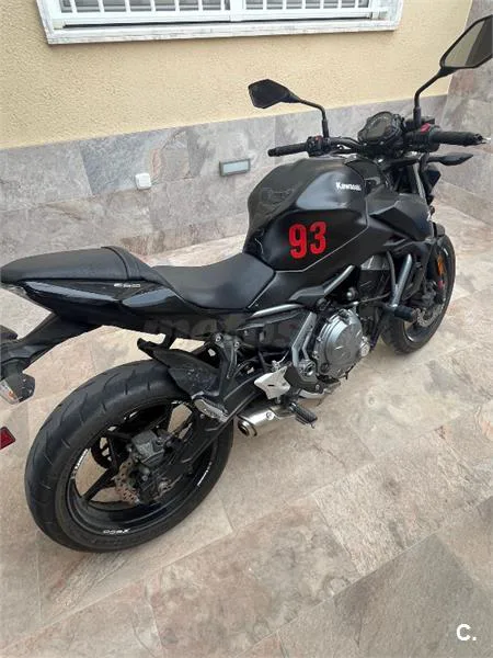 Kawasaki Z 650 – Vista 5