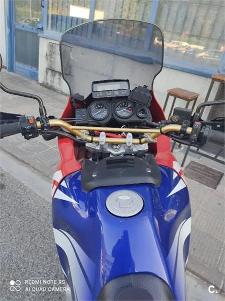 Honda XRV 750 Africa Twin – Vista 4