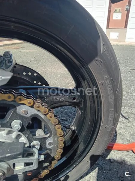 Ducati Monster 696 – Vista 14