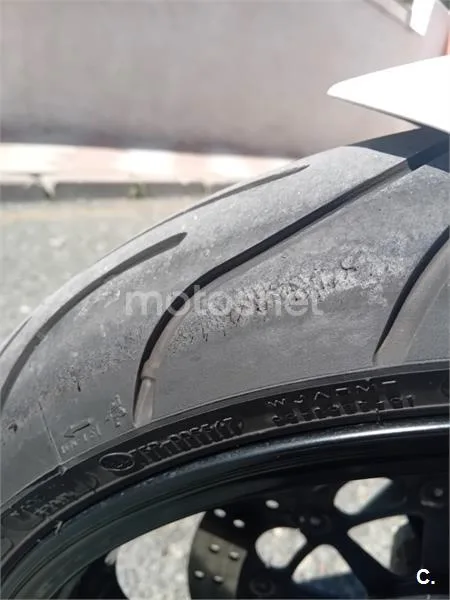 Ducati Monster 696 – Vista 4