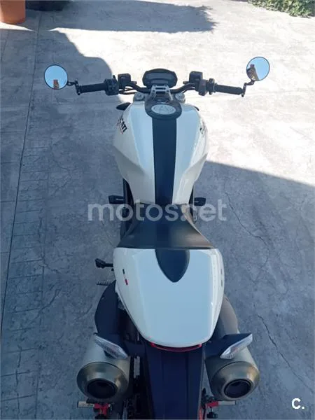 Ducati Monster 696 – Vista 6