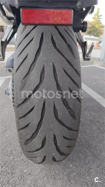 Honda VFR 800 FI – Vista 5