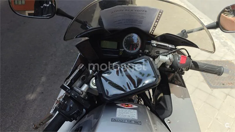 Honda VFR 800 FI – Vista 8