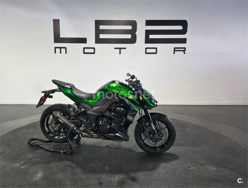 Kawasaki Z1000 – Vista 5