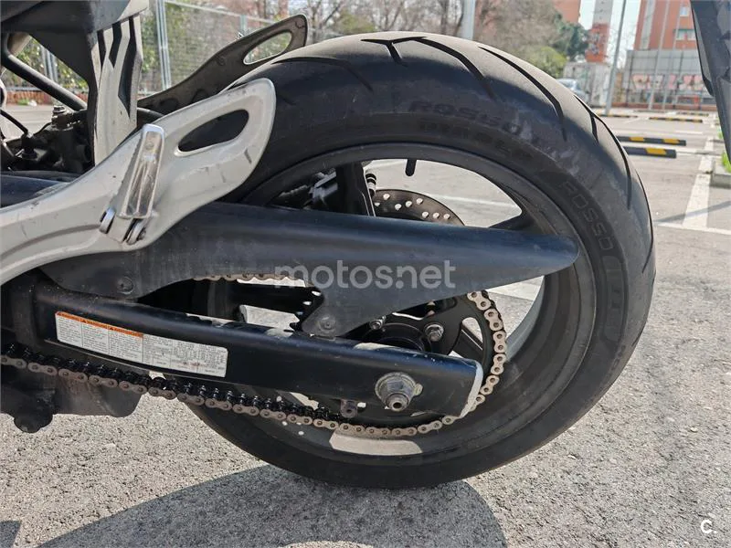 Suzuki SFV 650 Gladius – Vista 4