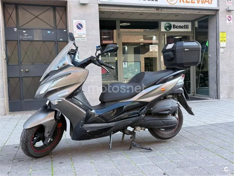 Kawasaki J125 Special Edition – Vista 3