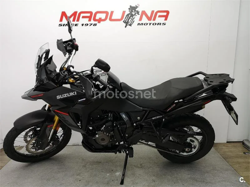 Suzuki V-Strom 800 – Vista 13