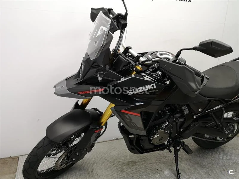 Suzuki V-Strom 800 – Vista 14