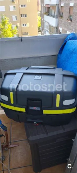 Suzuki V-Strom 650 – Vista 10