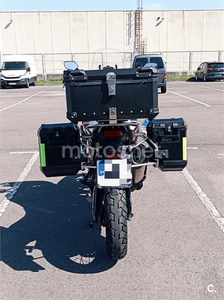 Honda CRF1000L Africa Twin – Vista 4