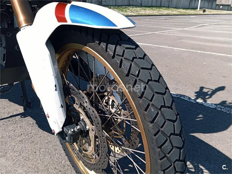 Honda CRF1000L Africa Twin – Vista 7