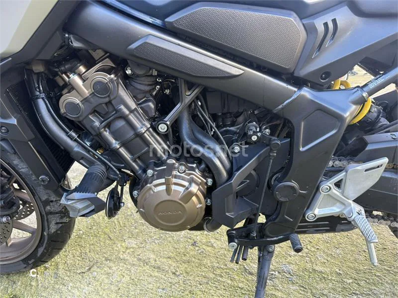 Honda CB 650 R – Vista 3