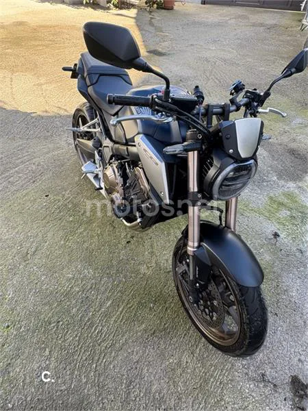 Honda CB 650 R – Vista 5
