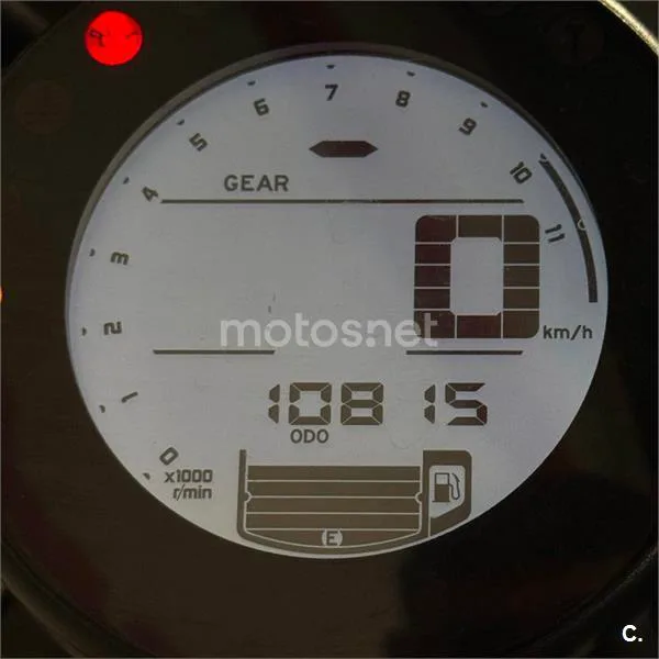 Yamaha XSR 700 – Vista 11