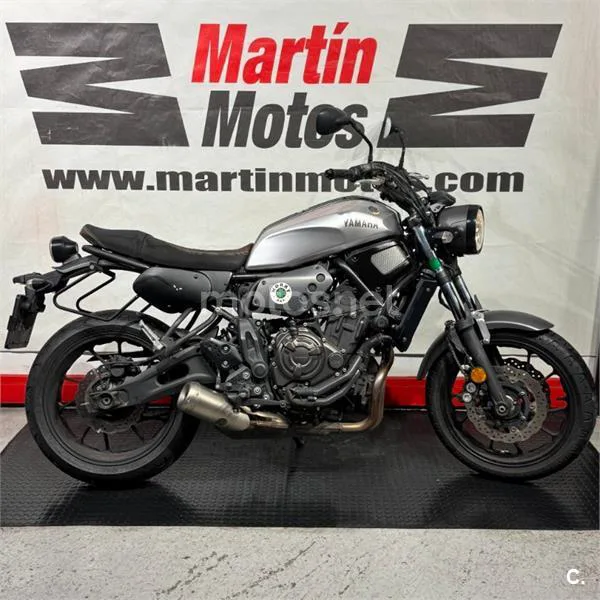 Yamaha XSR 700 – Vista 3