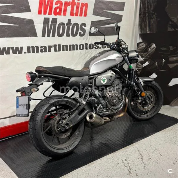 Yamaha XSR 700 – Vista 5