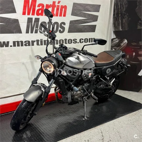 Yamaha XSR 700 – Vista 6