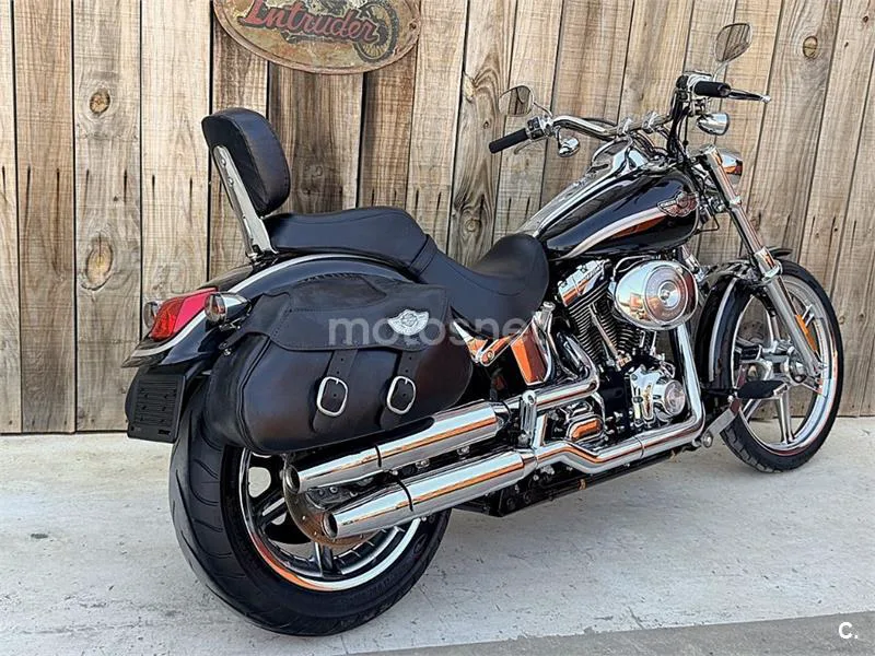 Harley-Davidson Softail Softail Deuce – Vista 24