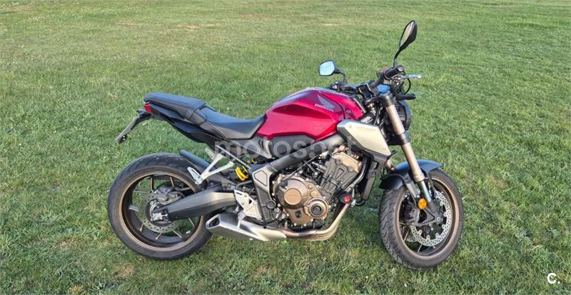 Honda CB 650 R – Vista 8