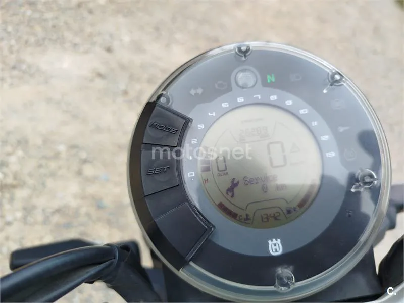 Husqvarna Svartpilen 401 2600 € 2021 Valencia - 2
