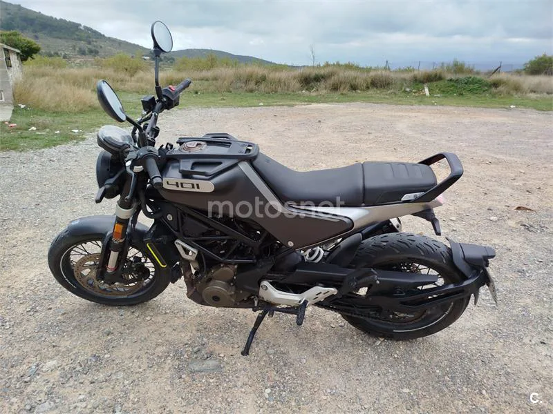 Husqvarna Svartpilen 401 – Vista 4