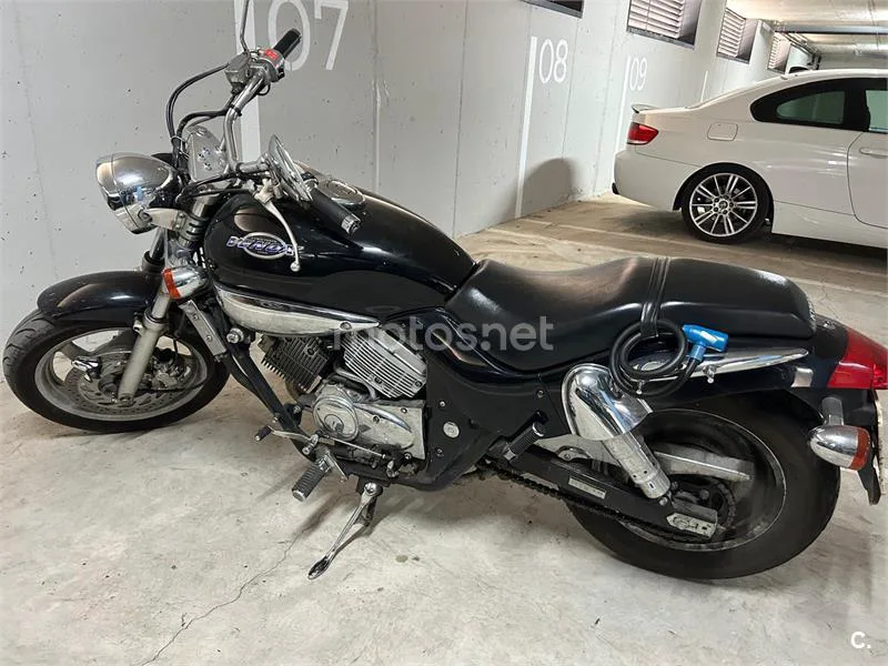 Kymco Venox 250 900 € 2003 Sevilla - 1