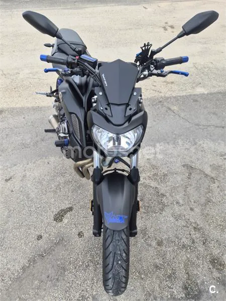 Yamaha MT-07 – Vista 8