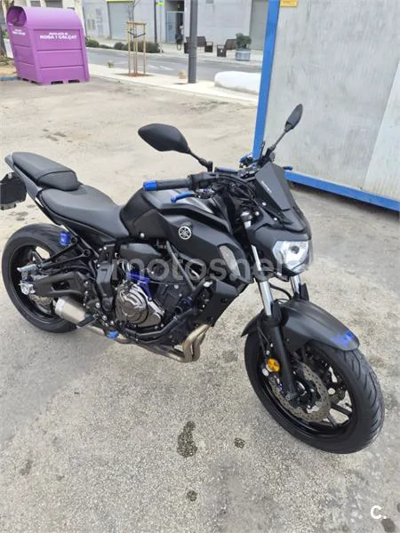 Yamaha MT-07 – Vista 10