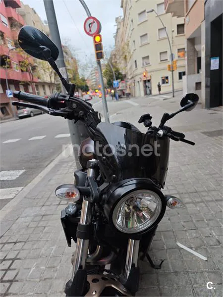 Yamaha XSR 700 – Vista 6